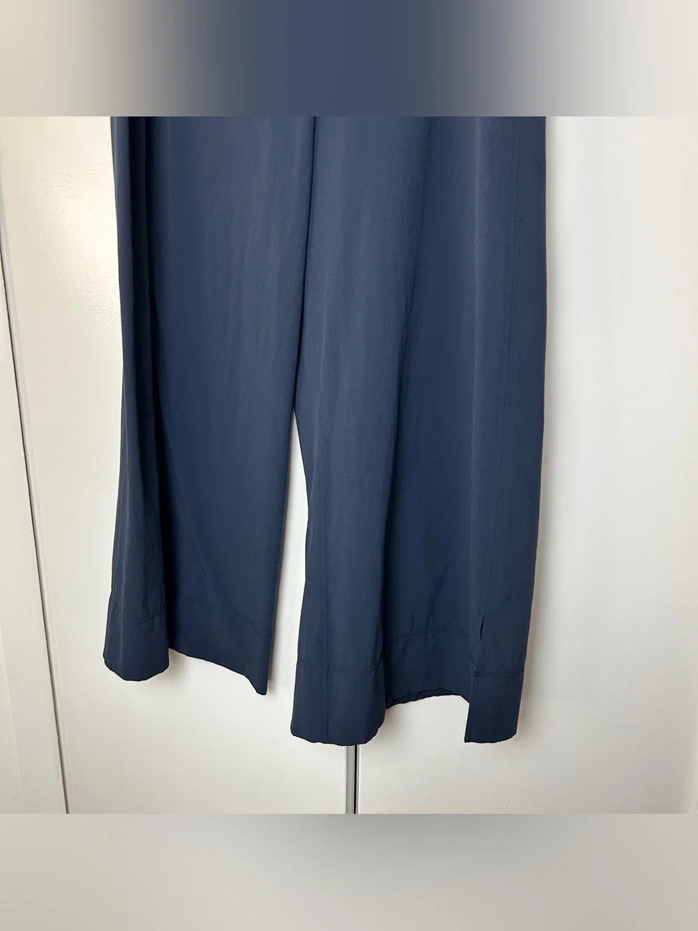 Lululemon Stretch Woven Wide-Leg High-Rise Cropped Pant